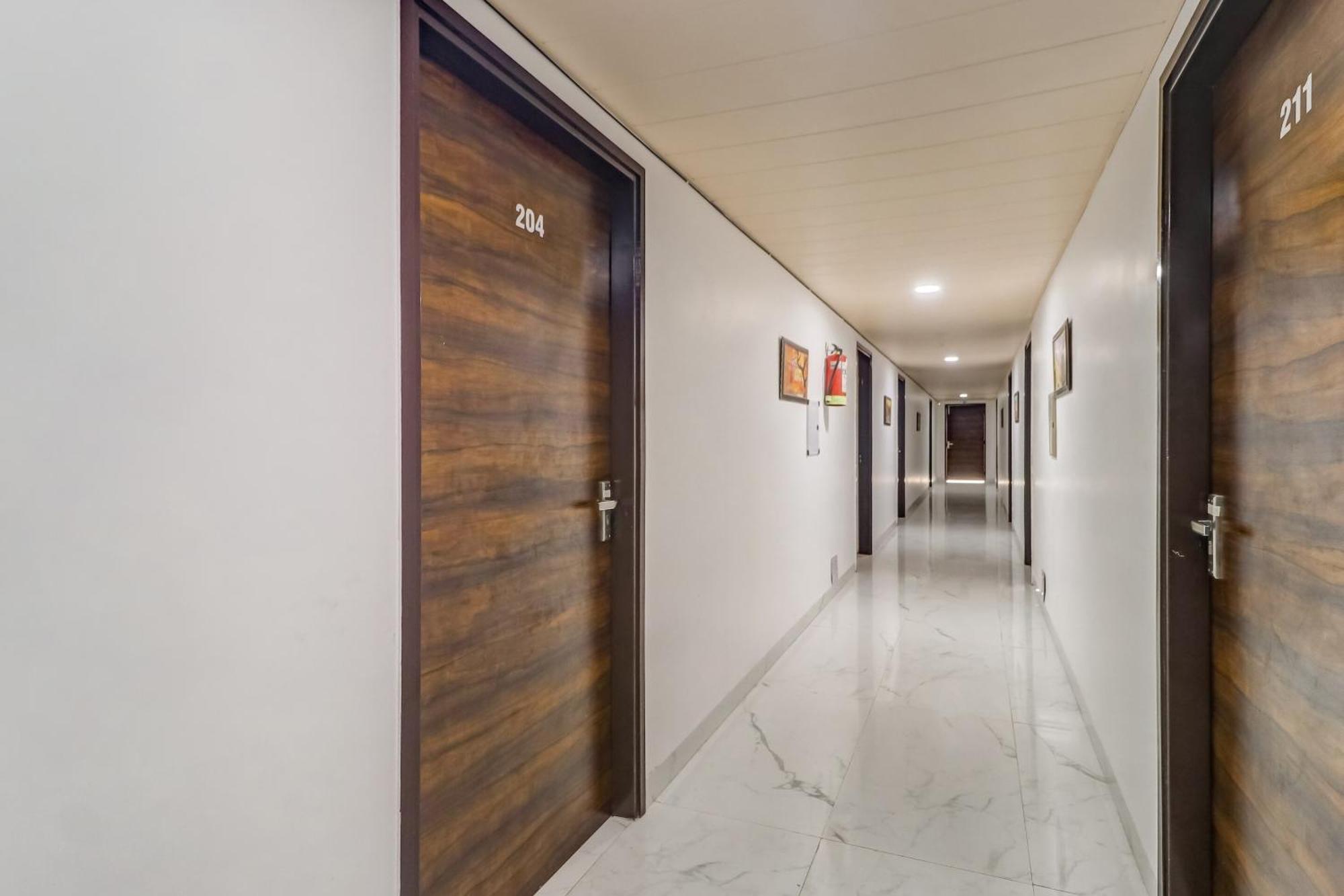 Hotel Townhouse Ludhiana Exterior foto
